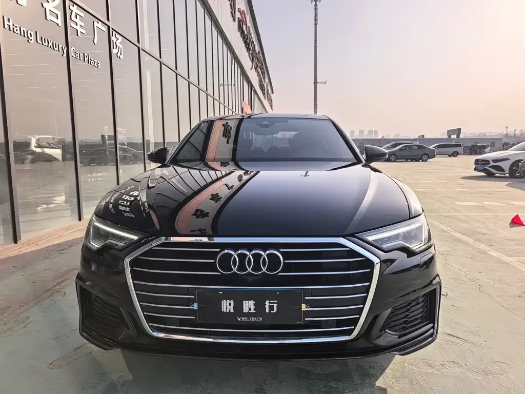 Audi A6L 2022 из CN, фото 6