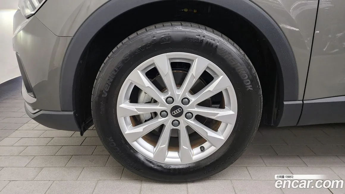 Audi Q3 2023 из KR, фото 5