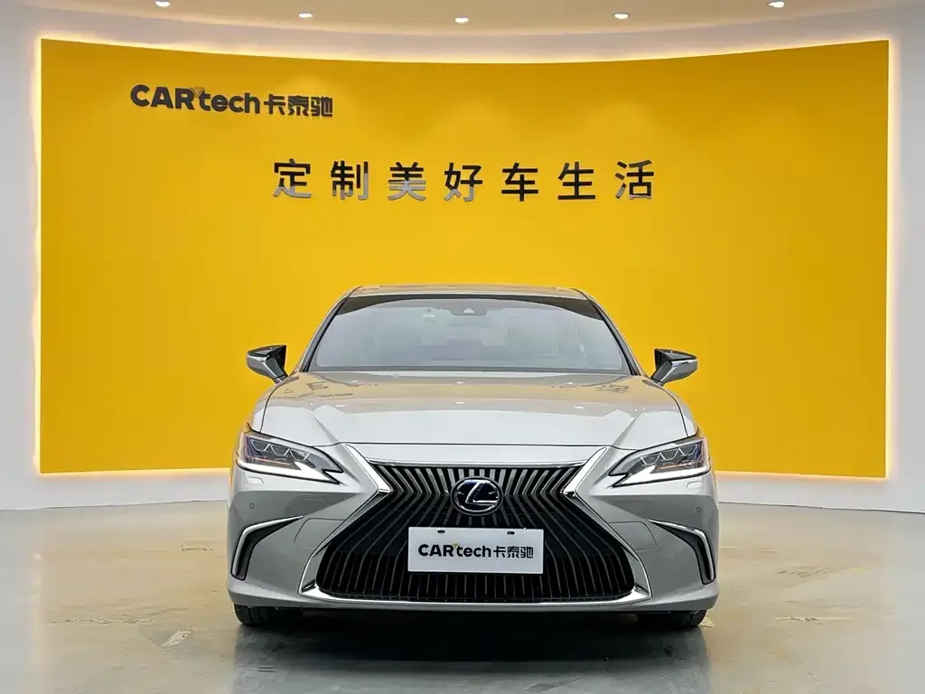 Lexus ES 2021 из CN, фото 2