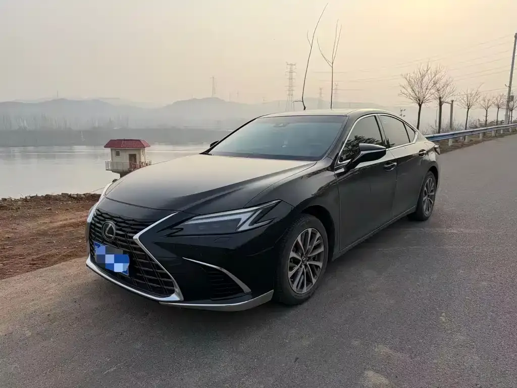 Lexus ES 2025 из CN, фото 1