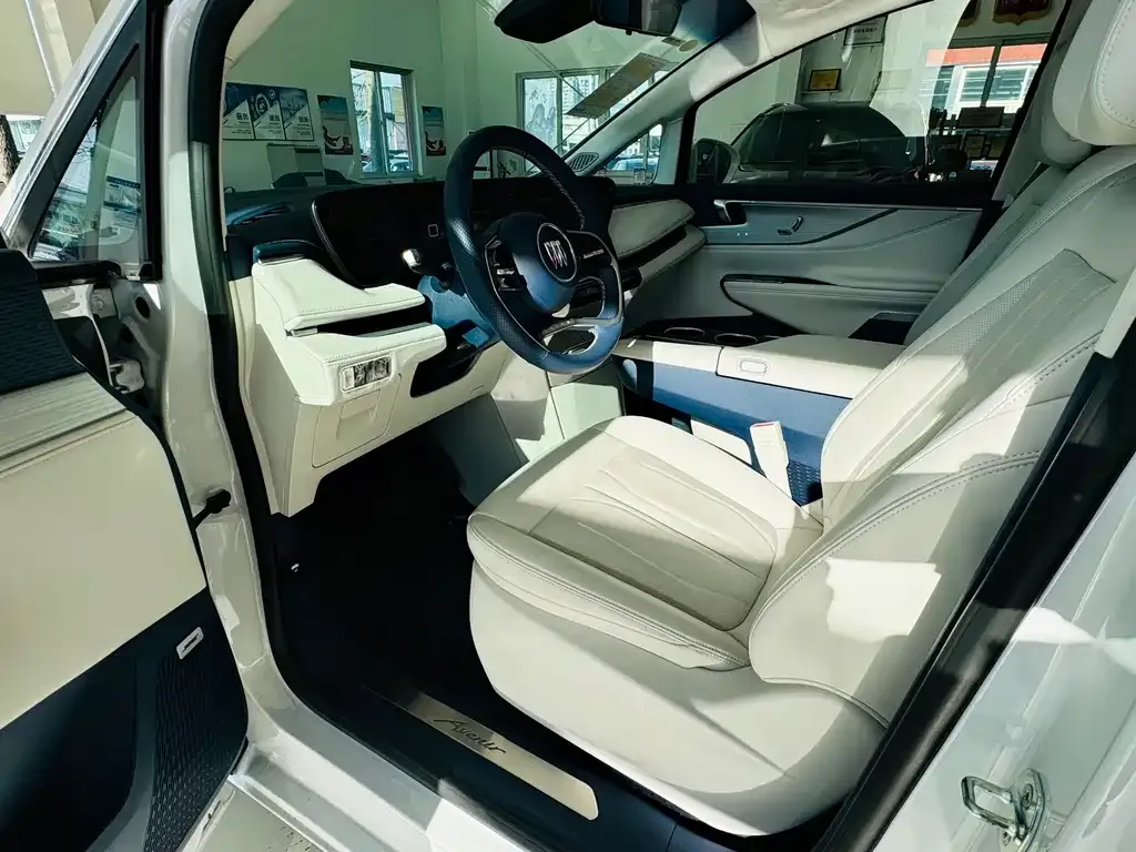 Buick GL8 Hybrid 2026 из CN, фото 7