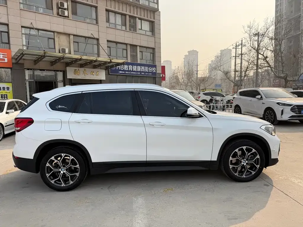 BMW X1 2021 из CN, фото 2