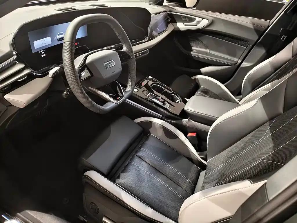 Audi A5L 2025 из CN, фото 4