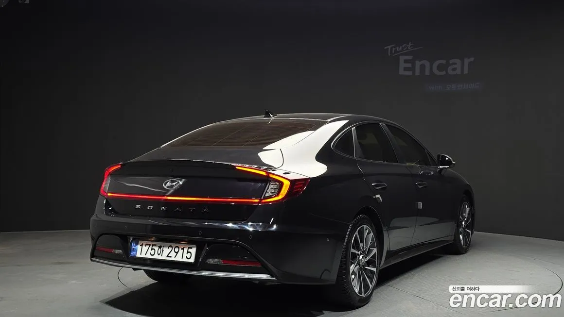 Hyundai Sonata 2023 из KR, фото 3
