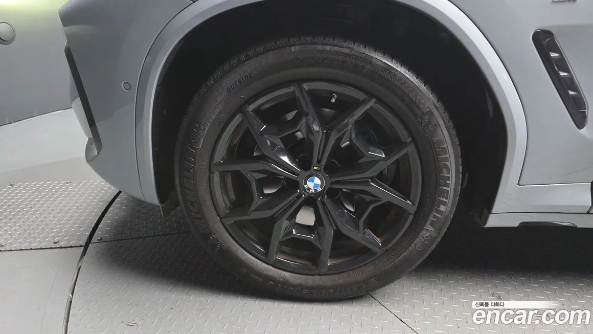 BMW X4 2022 из KR, фото 8