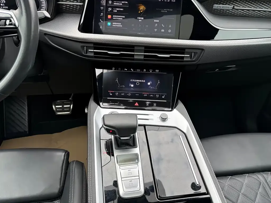 Audi Q6 2024 из CN, фото 2
