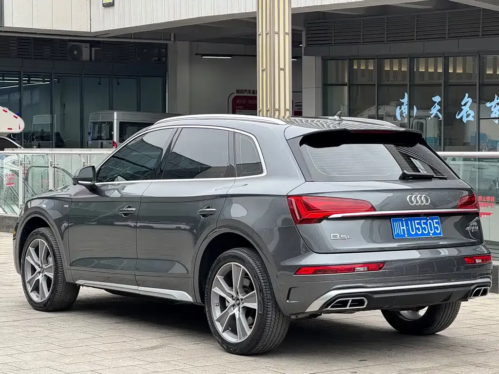 Audi Q5L 2023 из CN, фото 6