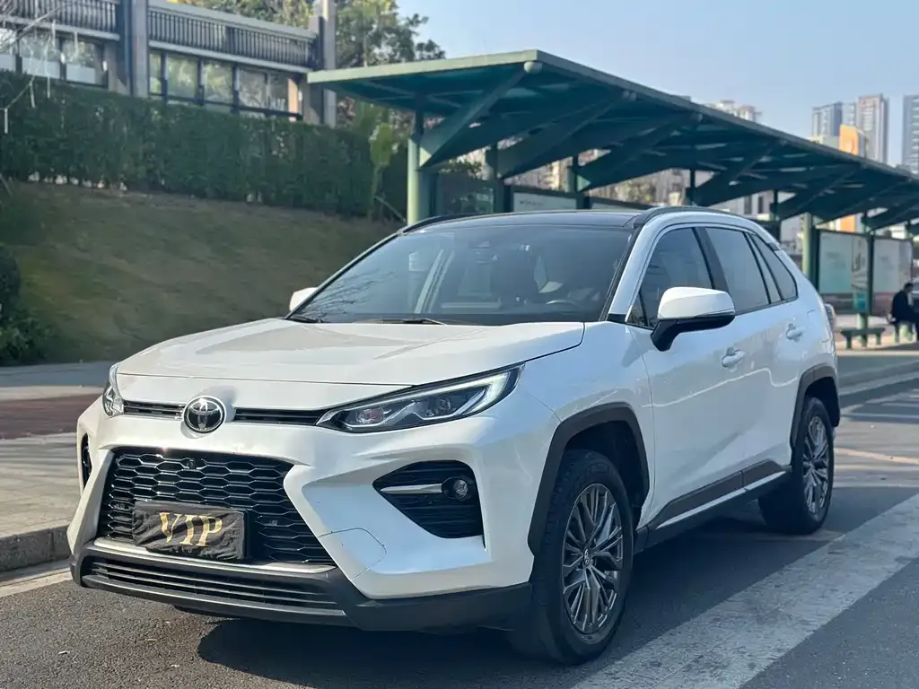 Toyota Wildlander 2023 из CN, фото 1