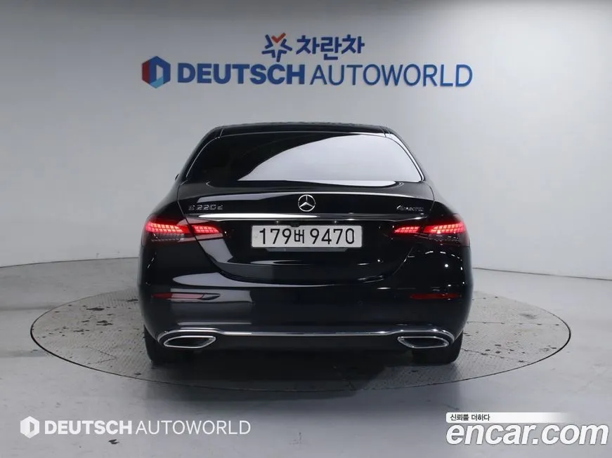 Mercedes-Benz E-Class 2023 из KR, фото 4