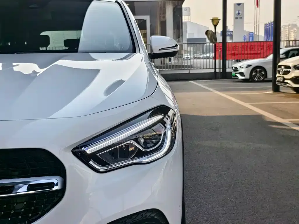 Mercedes-Benz GLA 2023 из CN, фото 2