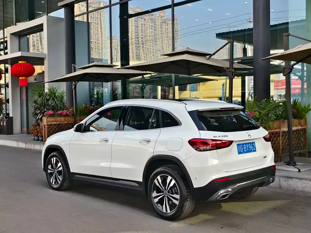 Mercedes-Benz GLA 2023 из CN, фото 9