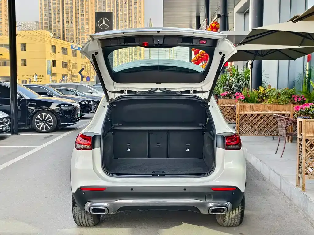 Mercedes-Benz GLA 2023 из CN, фото 3