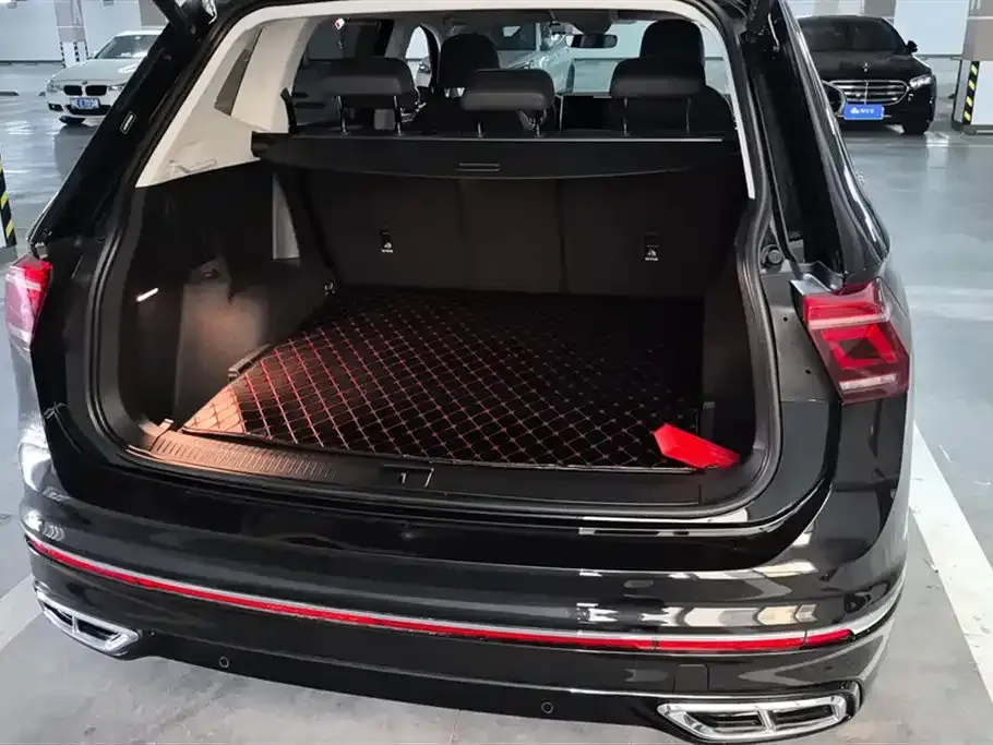 Volkswagen Tiguan L 2023 из CN, фото 9