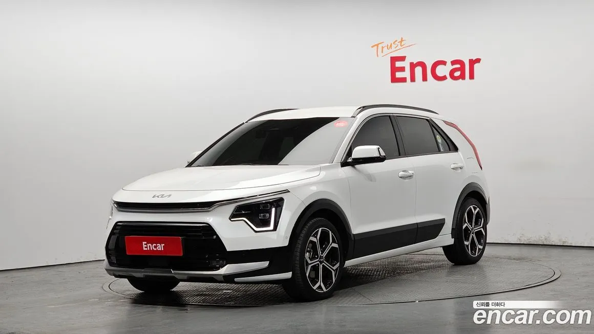 Kia Niro — фото 1