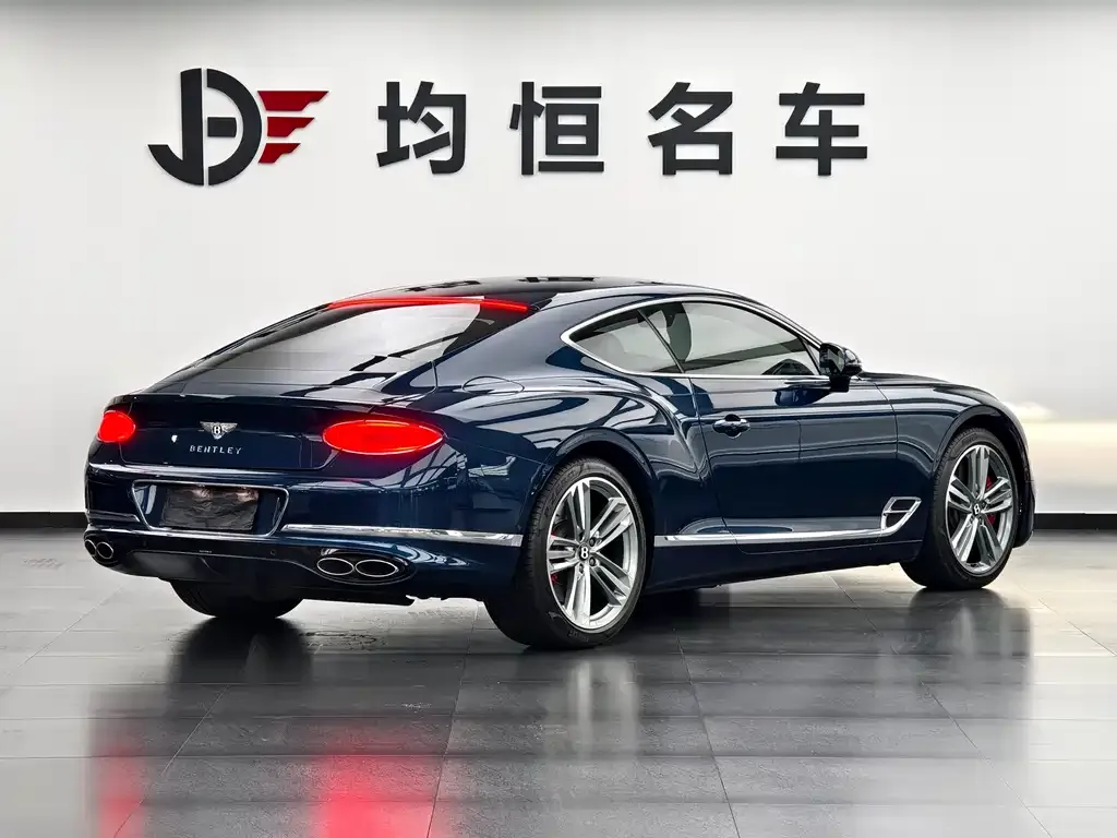 Bentley Continental 2023 из CN, фото 9