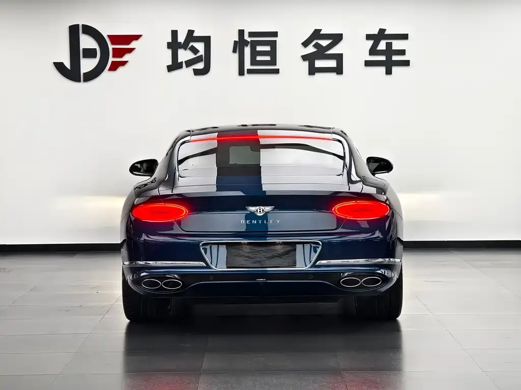 Bentley Continental 2023 из CN, фото 2