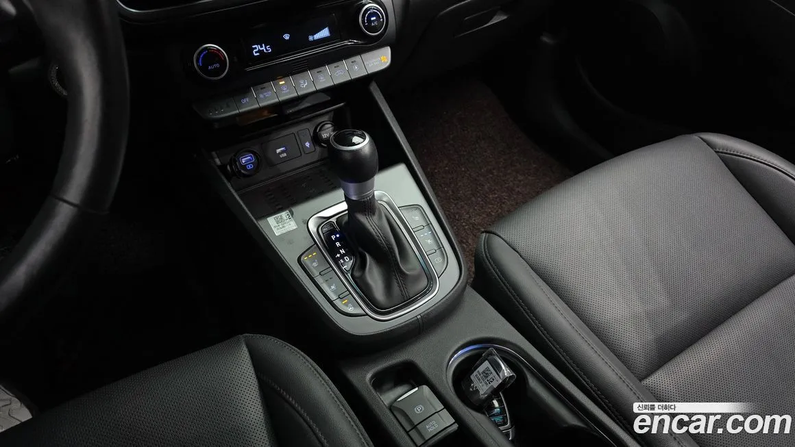 Hyundai Kona 2021 из KR, фото 2