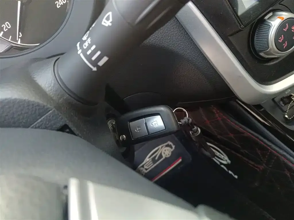 Nissan Tiida 2024 из CN, фото 9