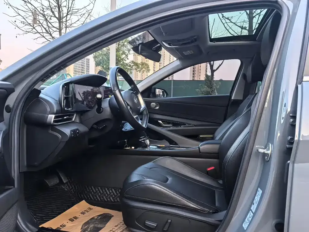 Hyundai Elantra 2021 из CN, фото 5