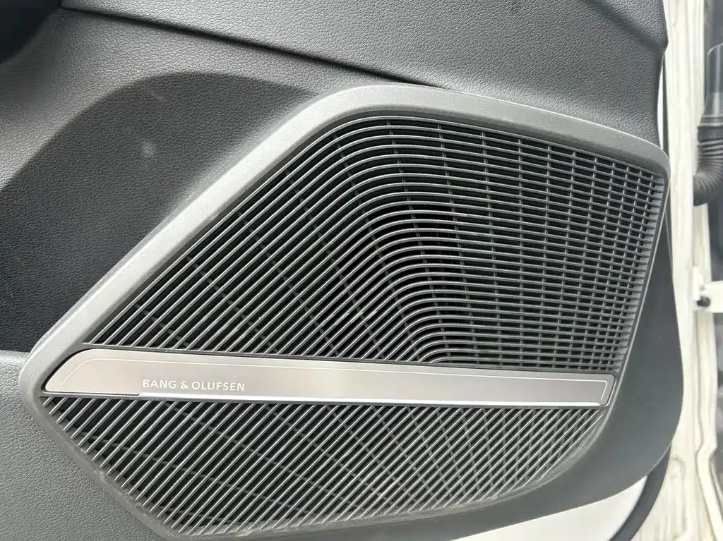 Audi Q5L 2023 из CN, фото 9