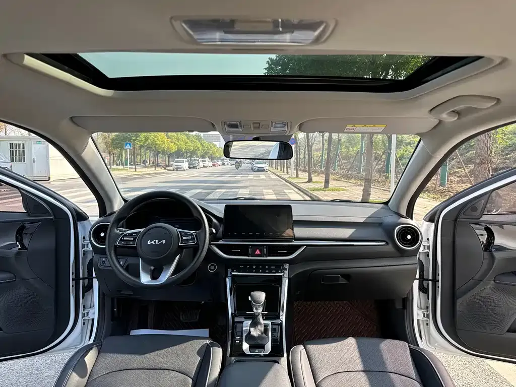 Kia K3 2022 из CN, фото 4
