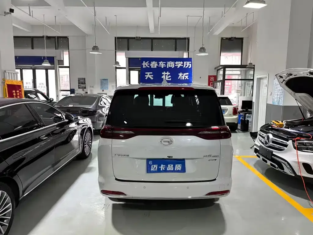 GAC Motor Trumpchi M6 — фото 6