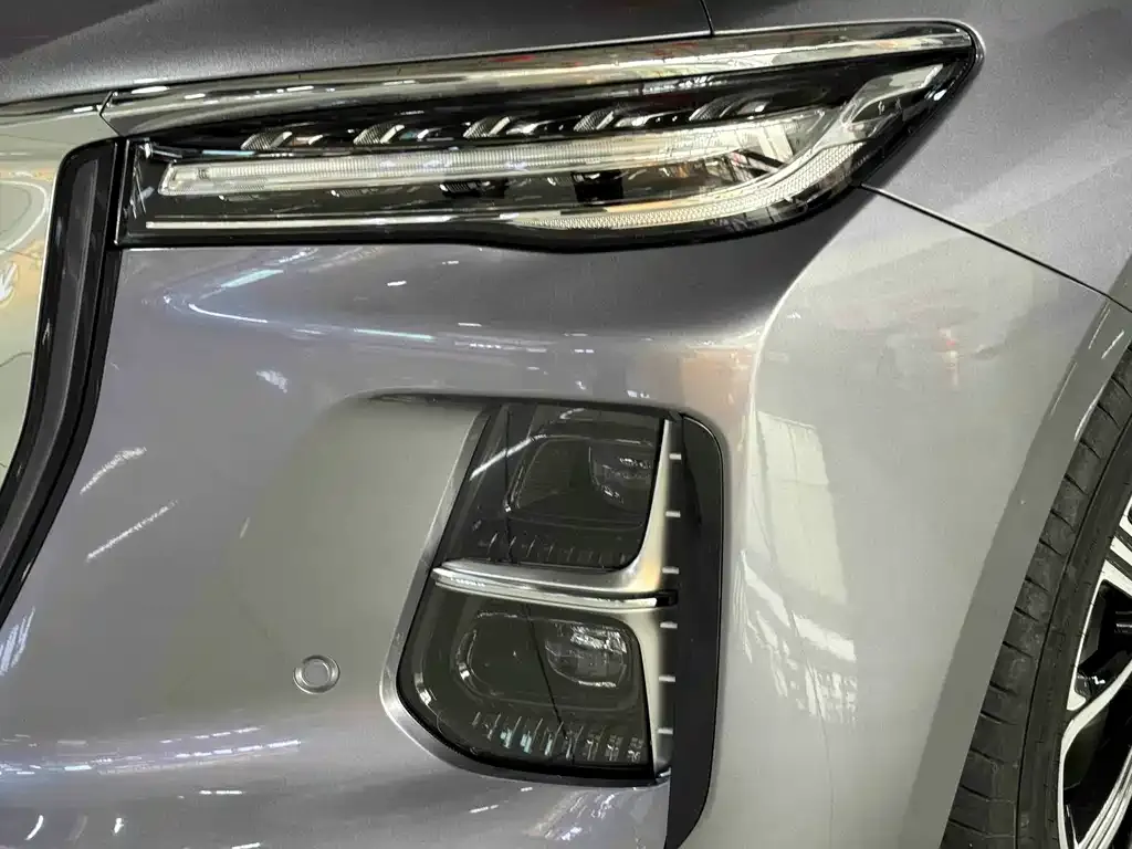 Hongqi H5 PHEV 2025 из CN, фото 5