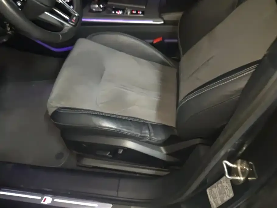 Audi A6L 2021 из CN, фото 6