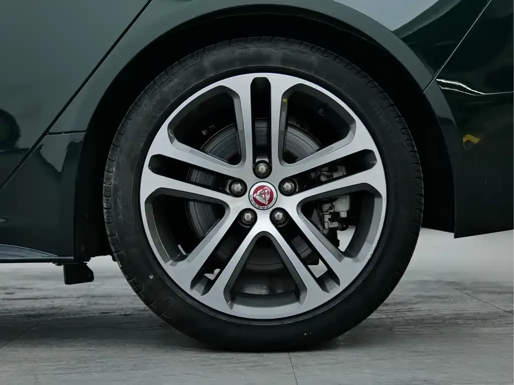 Jaguar XEL 2023 из CN, фото 3
