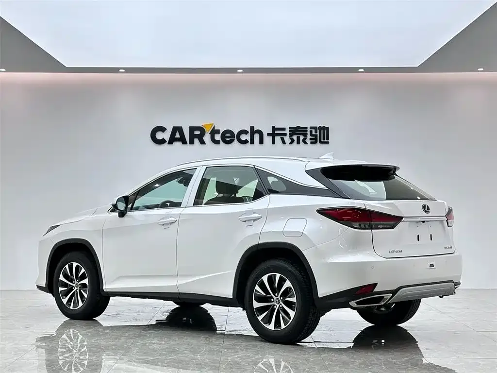 Lexus RX — фото 4
