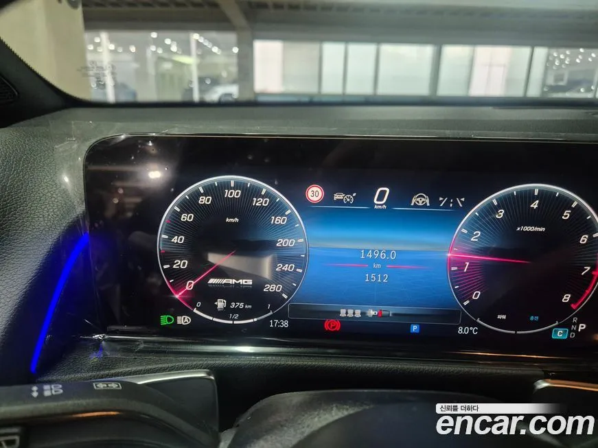 Mercedes-Benz GLB-Class — фото 7