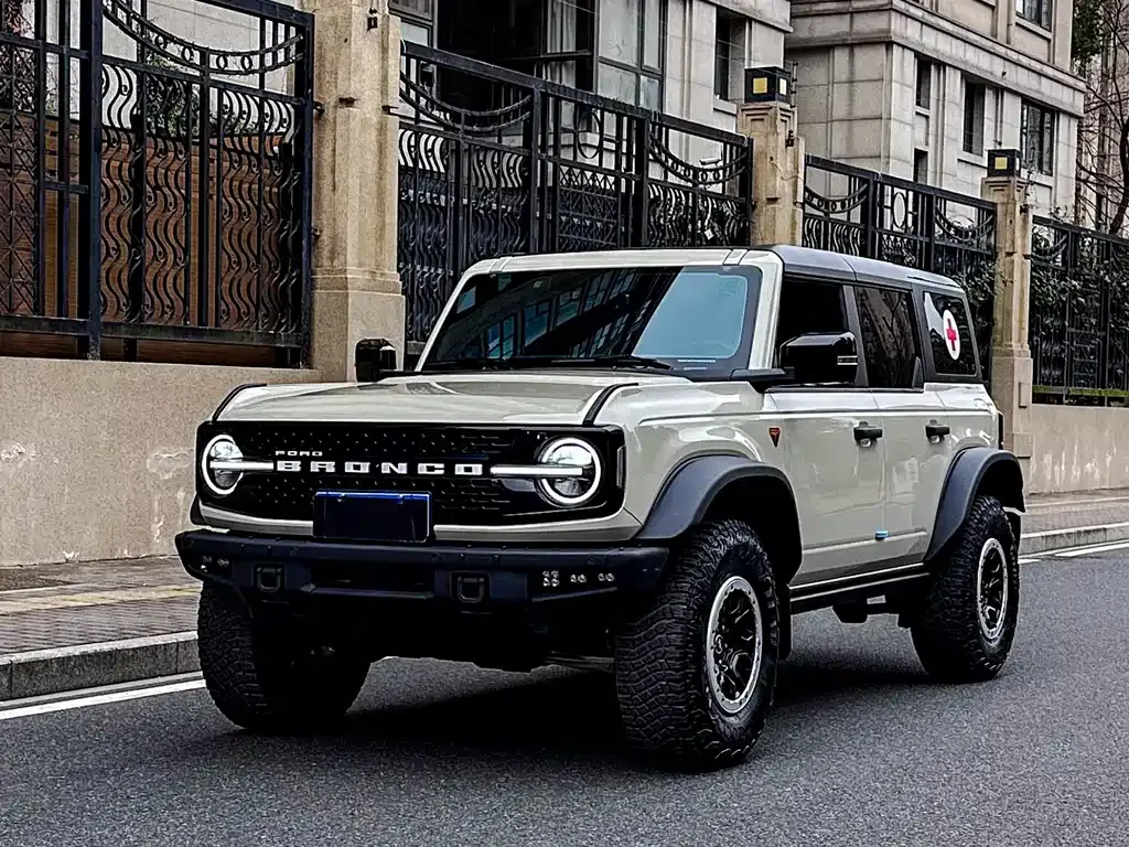 Ford Bronco 2025 из CN, фото 1
