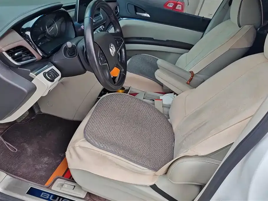 Buick GL8 2021 из CN, фото 6
