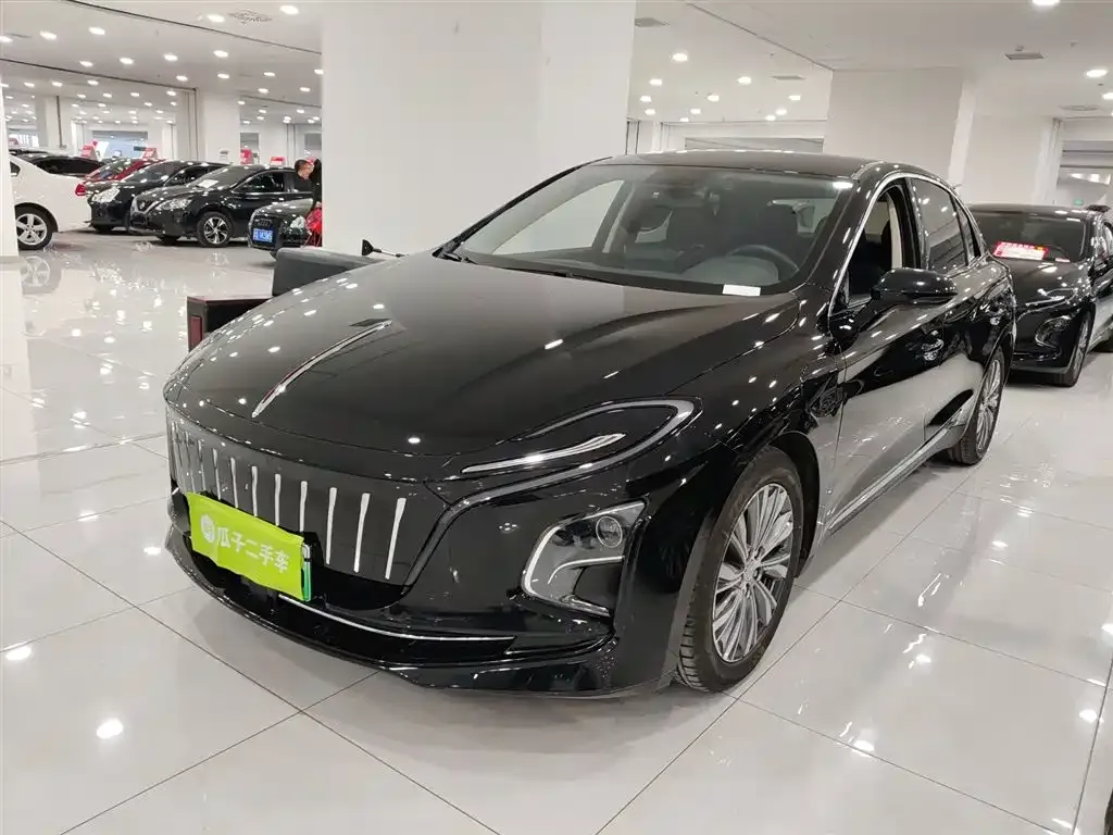 Hongqi E-QM5 2024 из CN, фото 1