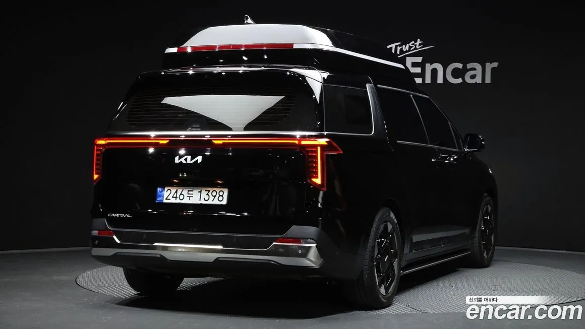 Kia Carnival — фото 2
