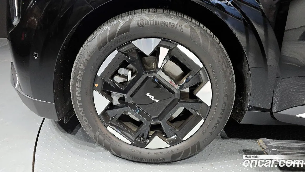 Kia Carnival — фото 10