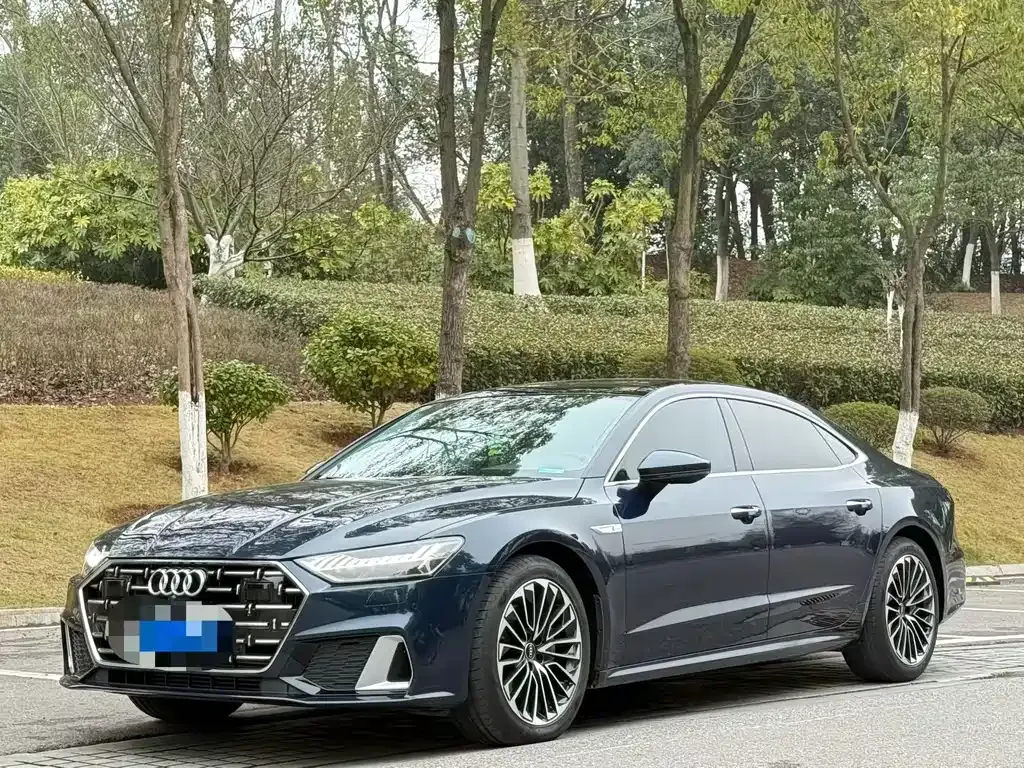Audi A7L 2023 из CN, фото 1