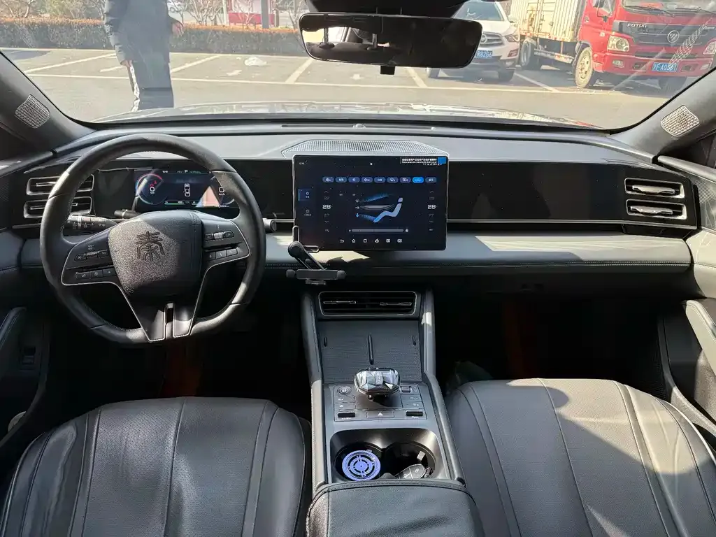 BYD Qin L 2025 из CN, фото 2