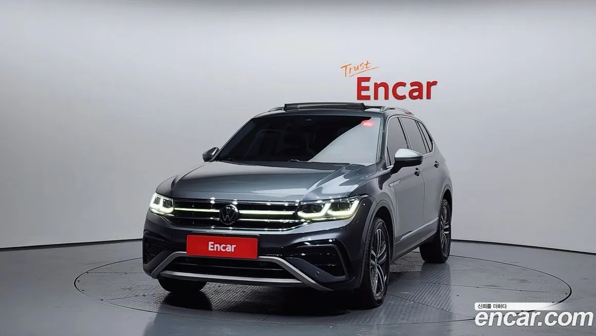 Volkswagen Tiguan — фото 4