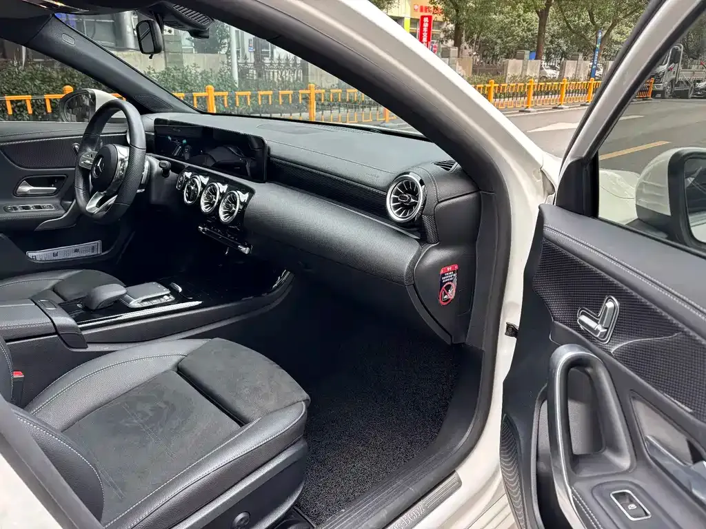Mercedes-Benz A-Class 2021 из CN, фото 9