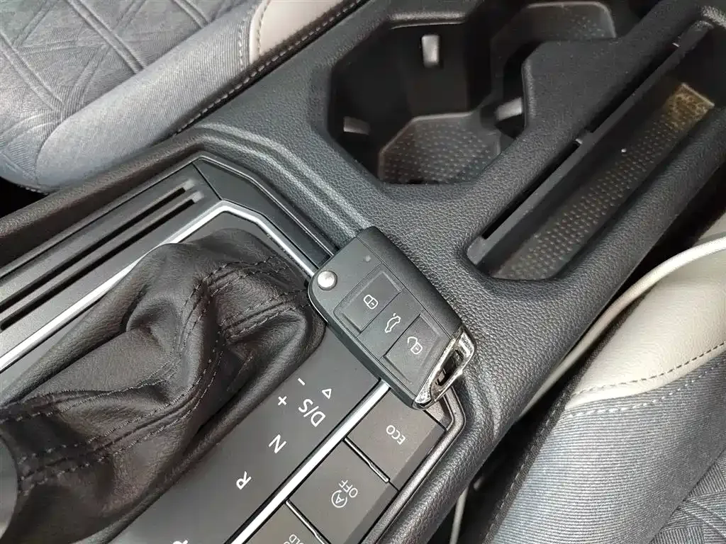 Volkswagen Lavida 2024 из CN, фото 8