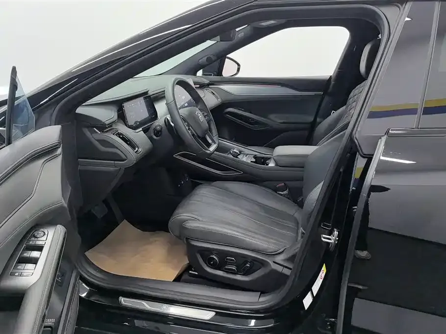 BYD L EV 2025 из CN, фото 8