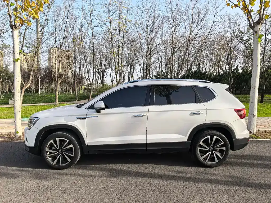 Volkswagen Tharu 2021 из CN, фото 8