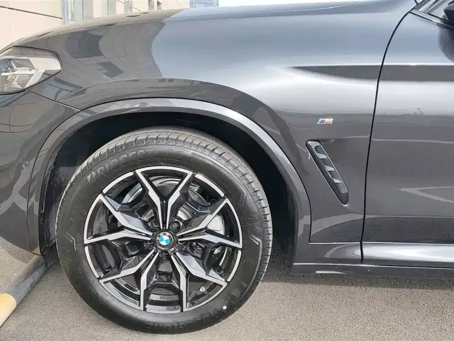 BMW X4 2025 из CN, фото 9