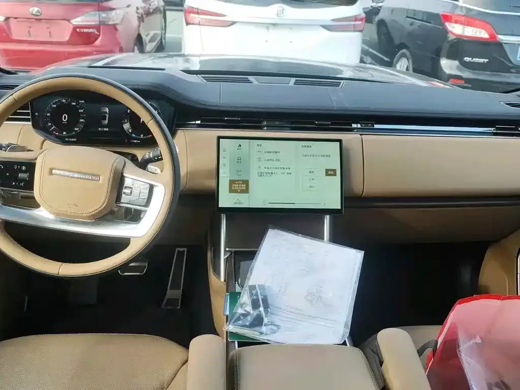 Land Rover Range Rover 2024 из CN, фото 3