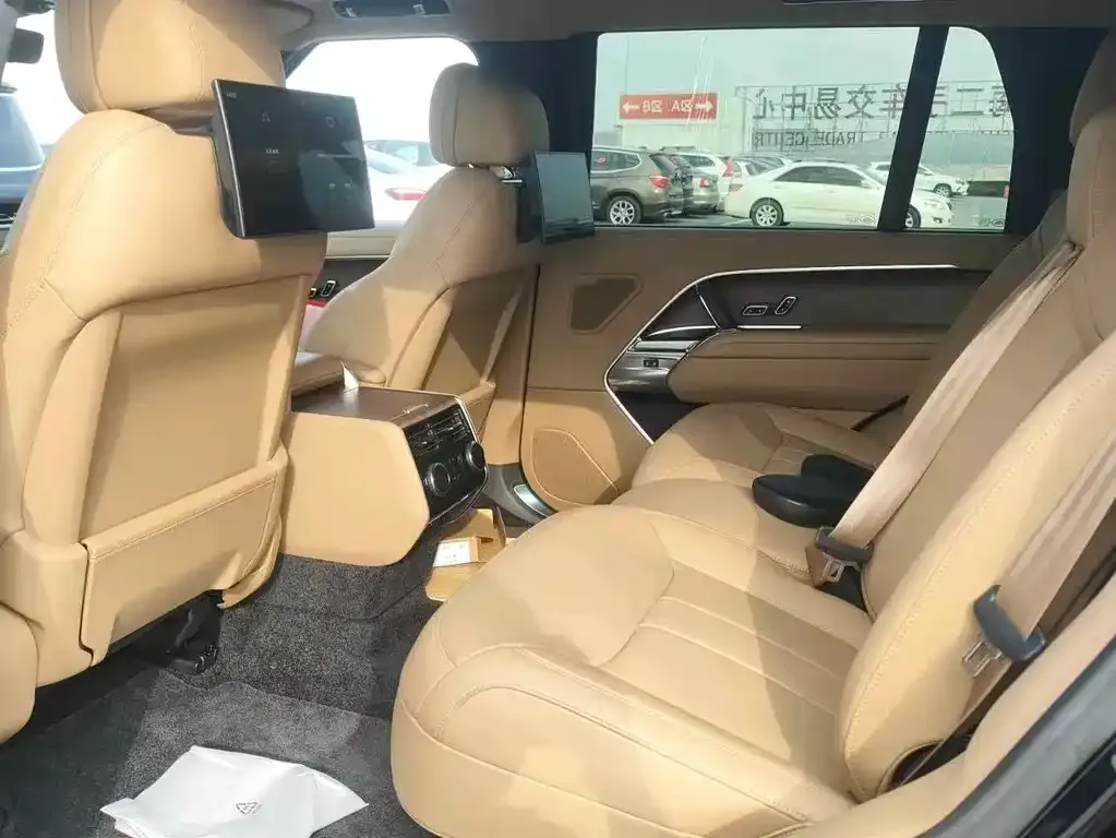 Land Rover Range Rover 2024 из CN, фото 4