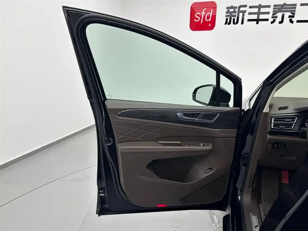 Volkswagen Viloran 2022 из CN, фото 9