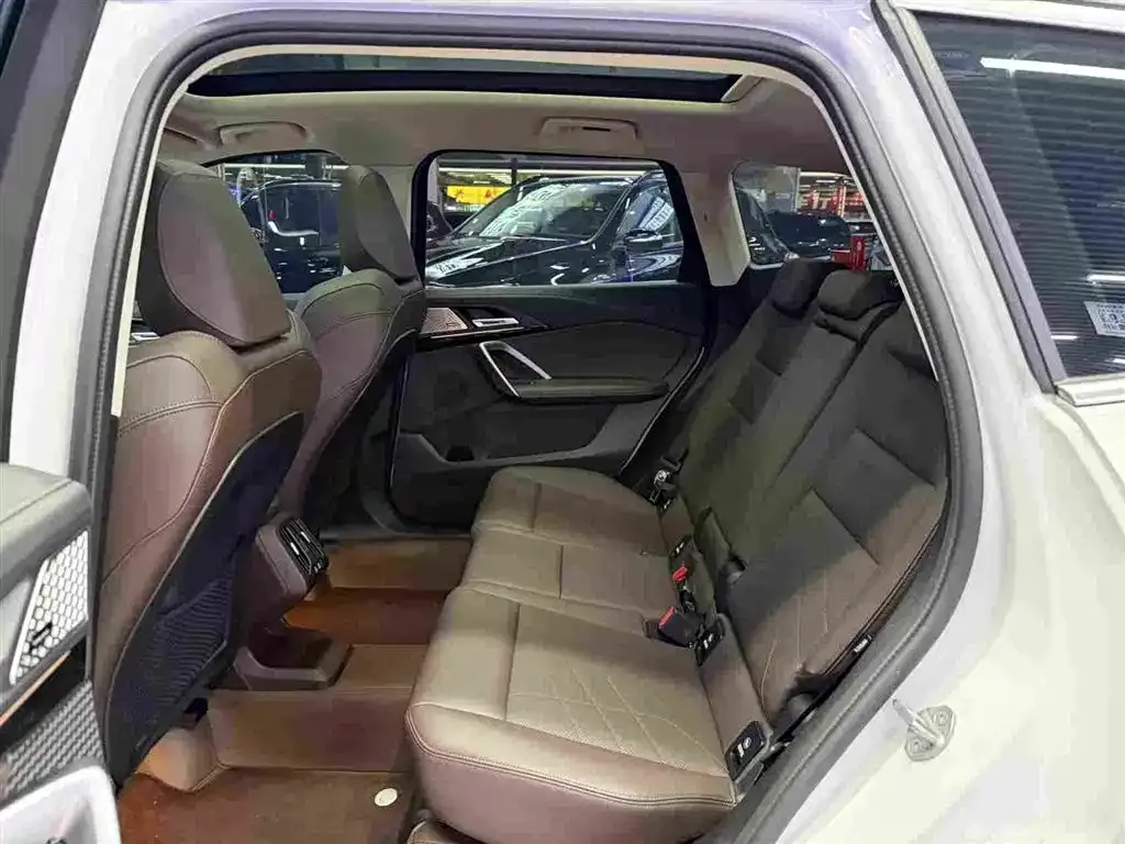 BMW X1 2025 из CN, фото 2