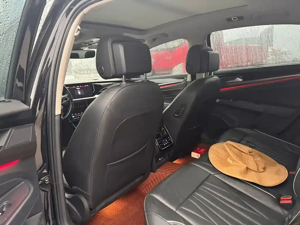 Volkswagen Passat 2022 из CN, фото 9