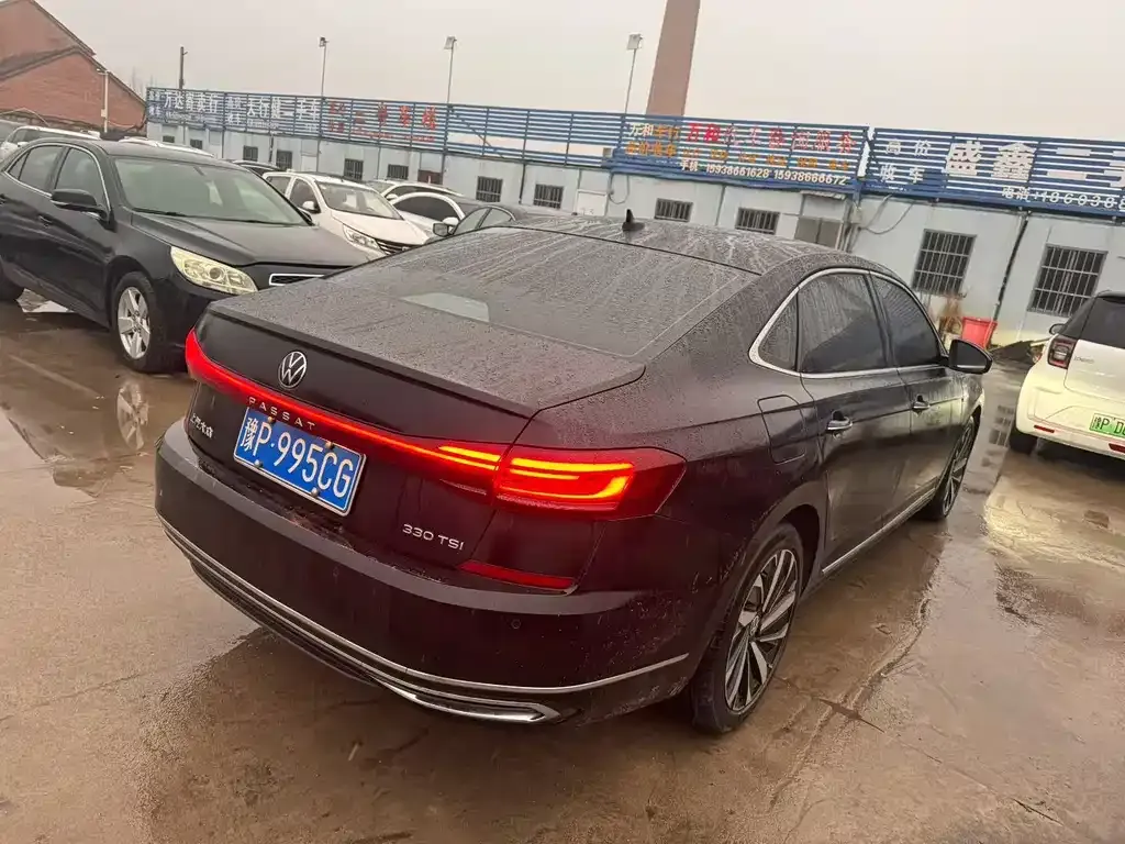 Volkswagen Passat 2022 из CN, фото 8